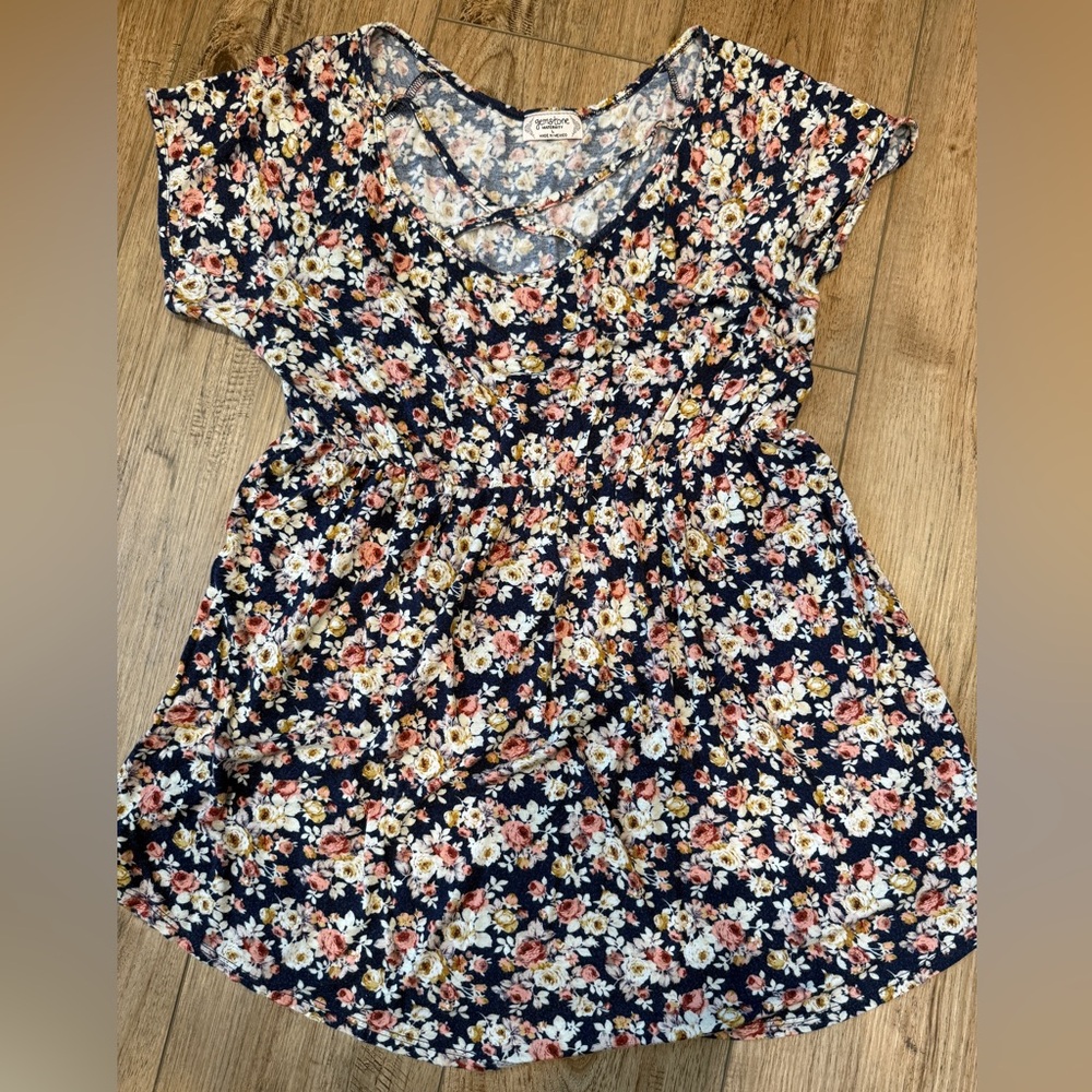 Floral Print maternity top L